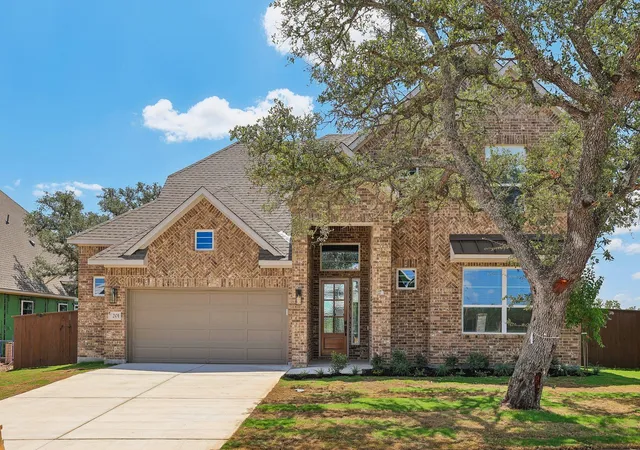 Photo 1 of Single family home for sale at 201 Firethorn Rd, Marble Falls, TX 78654 | MLS# 9891836 | Listing updated on 2026-09-01