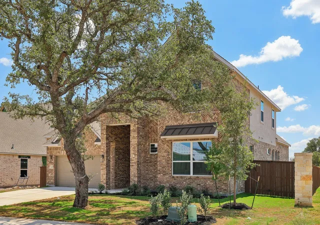 Photo 2 of Single family home for sale at 201 Firethorn Rd, Marble Falls, TX 78654 | MLS# 9891836 | Listing updated on 2026-09-01