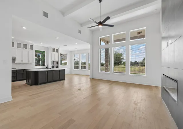 Photo 3 of Single family home for sale at 201 Firethorn Rd, Marble Falls, TX 78654 | MLS# 9891836 | Listing updated on 2026-09-01