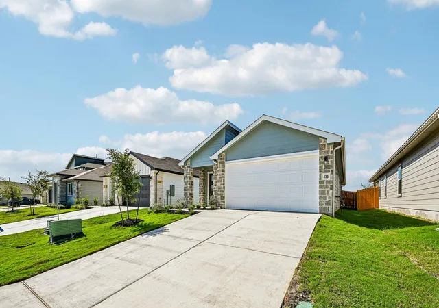 Photo 3 of Single family home for sale at 433 Mountain Pea Rd, Kyle, TX 78640 | MLS# 9741401 | Listing updated on 2026-09-03