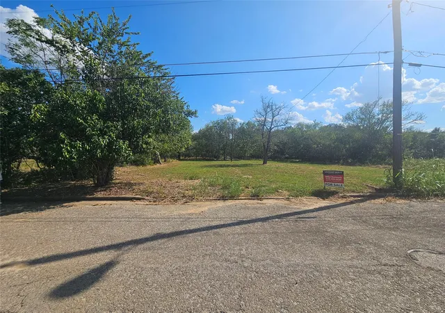 Photo 1 of Land for sale at 111 Martin St, Luling, TX 78648 | MLS# 3819876 | Listing updated on 2026-09-02