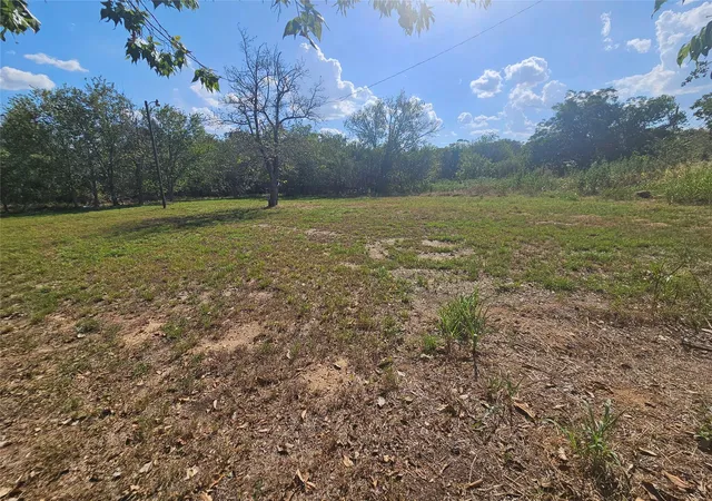 Photo 2 of Land for sale at 111 Martin St, Luling, TX 78648 | MLS# 3819876 | Listing updated on 2026-09-02
