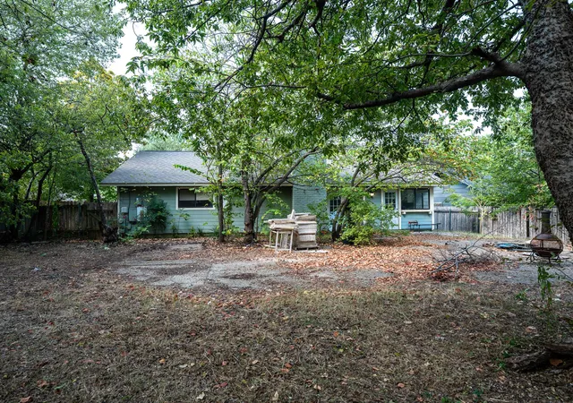 Photo 3 of Single family home for sale at 1404 Manford Hl Dr, Austin, TX 78753 | MLS# 4104114 | Listing updated on 2026-09-03