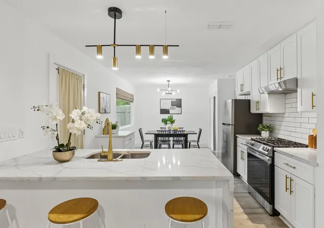 Photo 2 of Single family home for sale at 7300 Lazy Crk Dr, Austin, TX 78724 | MLS# 2675431 | Listing updated on 2026-09-06