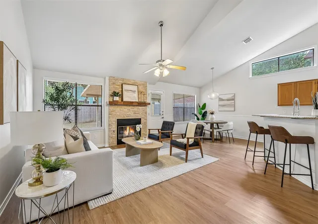Photo 2 of Single family home for sale at 7017 Tesoro Trl, Austin, TX 78729 | MLS# 8603522 | Listing updated on 2026-10-22