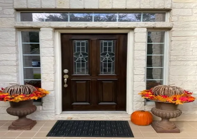Photo 3 of Single family home for sale at 3224 Summer Cyn Dr, Austin, TX 78732 | MLS# 3540638 | Listing updated on 2026-09-03