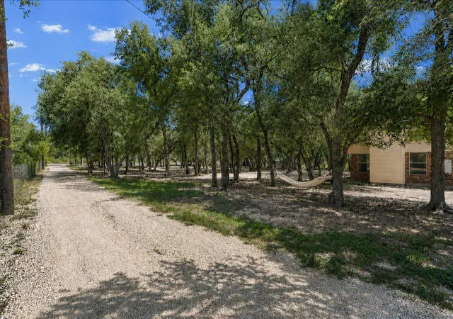 Photo 2 of Single family home for sale at 2150 124 County Rd, Georgetown, TX 78626 | MLS# 5902022 | Listing updated on 2026-09-03
