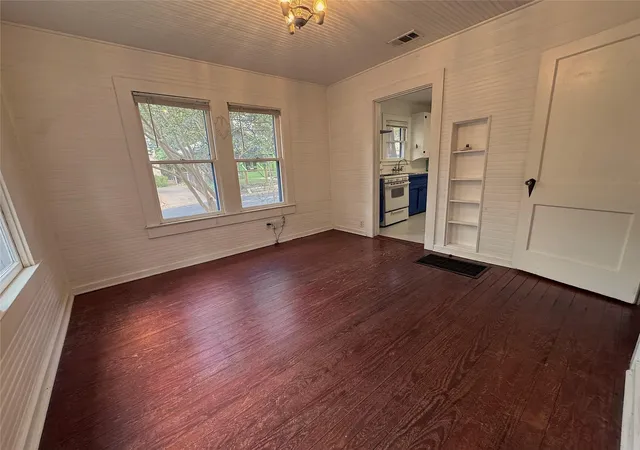 Photo 2 of Single family home for sale at 4531 Speedway, Austin, TX 78751 | MLS# 7687356 | Listing updated on 2026-09-05