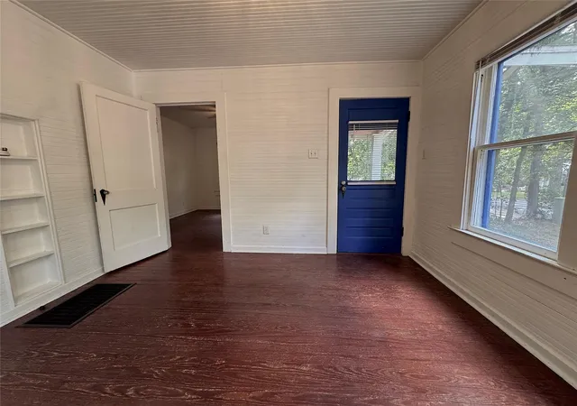 Photo 3 of Single family home for sale at 4531 Speedway, Austin, TX 78751 | MLS# 7687356 | Listing updated on 2026-09-05