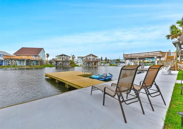Photo 3 of Single family home for sale at 16619 Jamaica Cvs Rd, Galveston, TX 77554 | MLS# 9955542 | Listing updated on 2026-10-23