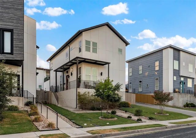 Single family home for sale at 7417 Cordoba Dr, Austin, TX 78724 | MLS# 9092022