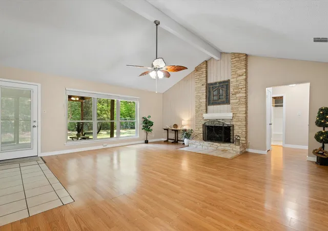 Photo 2 of Single family home for sale at 10915 Thicket Trl, Austin, TX 78750 | MLS# 8937570 | Listing updated on 2026-09-07