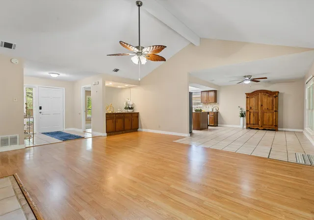 Photo 3 of Single family home for sale at 10915 Thicket Trl, Austin, TX 78750 | MLS# 8937570 | Listing updated on 2026-09-07