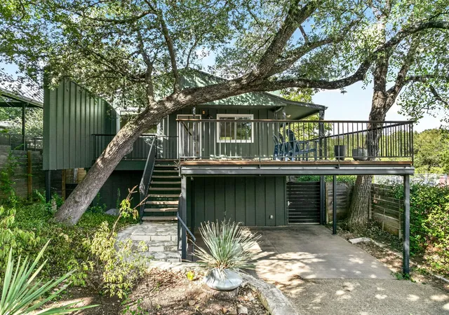 Photo 1 of Single family home for sale at 1800 W 10th Street, Austin, TX 78703 | MLS# 6790121 | Listing updated on 2026-09-05