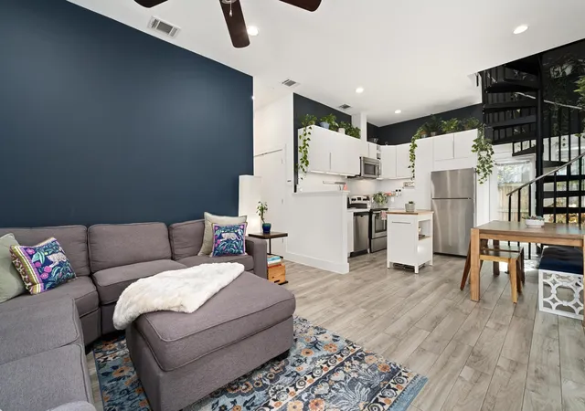 Photo 2 of Single family home for sale at 5502 Ave F #B, Austin, TX 78751 | MLS# 2698430 | Listing updated on 2026-09-06