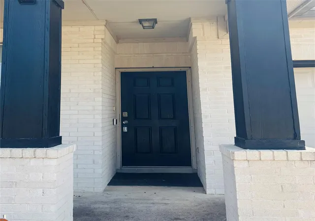 Photo 3 of Single family home for sale at 11609 Marshall St, Manor, TX 78653 | MLS# 2997298 | Listing updated on 2026-08-31