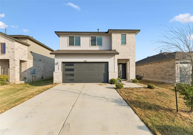 Photo 2 of Single family home for sale at 1141 Tipton St, Georgetown, TX 78633 | MLS# 1684526 | Listing updated on 2026-09-03