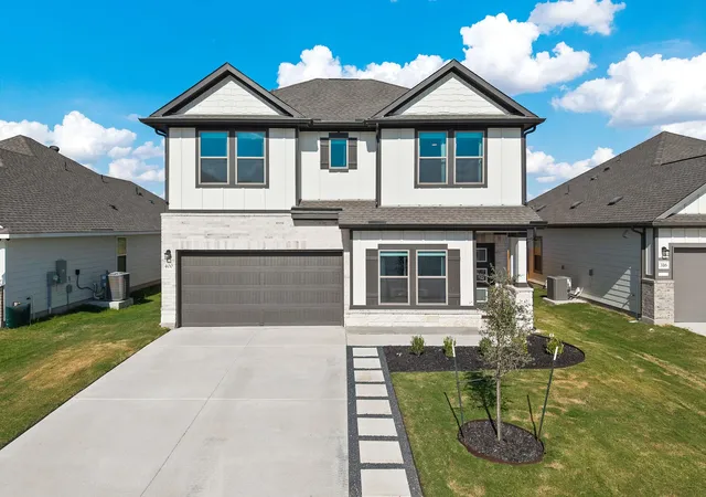 Photo 2 of Single family home for sale at 400 Sleep Holw, Jarrell, TX 76537 | MLS# 4290397 | Listing updated on 2026-09-06