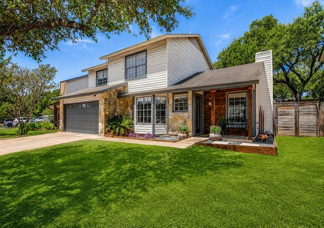 Photo 1 of Single family home for sale at 4302 Manzanillo Dr, Austin, TX 78749 | MLS# 8227136 | Listing updated on 2026-10-17