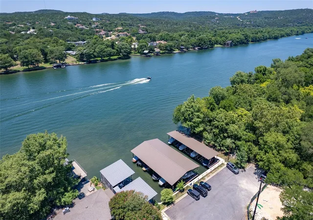 Photo 4 of Single family home for sale at 3800 Rivercrest Dr #C18, Austin, TX 78746 | MLS# 8151962 | Listing updated on 2026-09-02