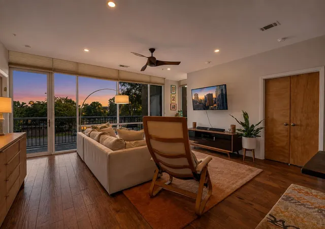 Photo 4 of Condo for sale at 1600 Barton Springs Rd #1201, Austin, TX 78704 | MLS# 9275690 | Listing updated on 2026-09-04