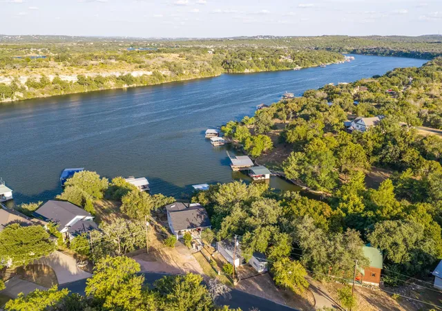 Photo 28 of Single family home for sale at 1201 Lake Shore Dr, Spicewood, TX 78669 | MLS# 2756833 | Listing updated on 2026-09-04