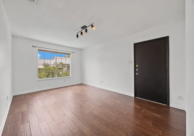 Photo 2 of Condo for sale at 3902 Peterson Ave #203, Austin, TX 78756 | MLS# 3962016 | Listing updated on 2026-09-03