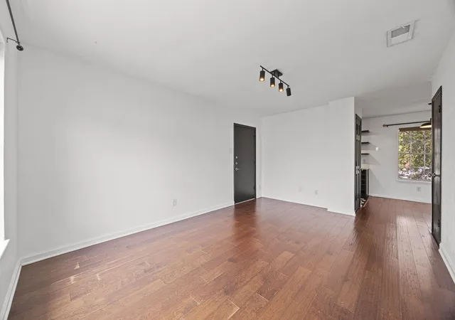 Photo 3 of Condo for sale at 3902 Peterson Ave #203, Austin, TX 78756 | MLS# 3962016 | Listing updated on 2026-09-03