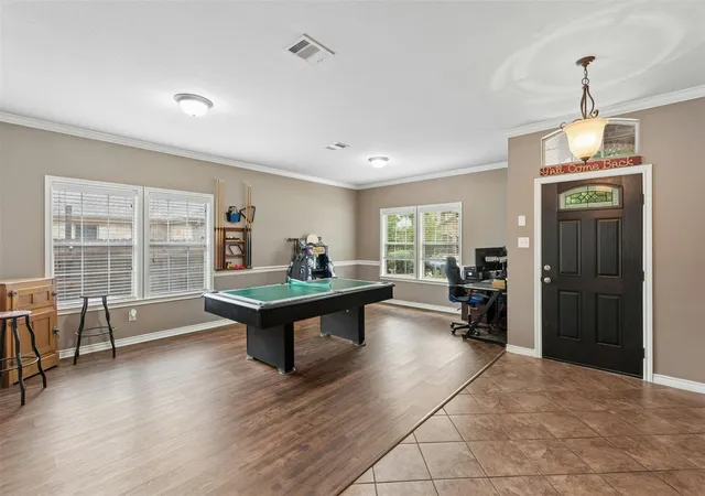 Photo 3 of Single family home for sale at 30013 Edgewood Dr, Georgetown, TX 78628 | MLS# 5066365 | Listing updated on 2026-09-03