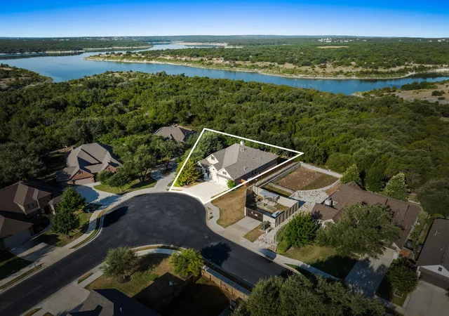 Photo 1 of Single family home for sale at 140 Lake Rim Cir, Georgetown, TX 78633 | MLS# 5765934 | Listing updated on 2026-09-03
