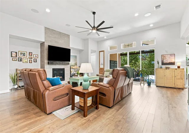 Photo 4 of Single family home for sale at 501 Great Lawn Cv, Liberty Hill, TX 78642 | MLS# 6578979 | Listing updated on 2026-09-07