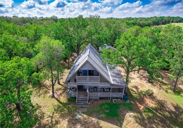 Photo 1 of Single family home for sale at 499 Hidden Oaks Dr, Elgin, TX 78621 | MLS# 1831869 | Listing updated on 2026-09-02