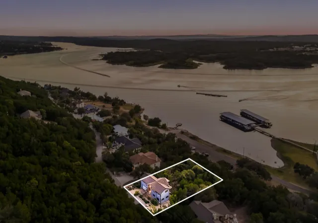 Photo 3 of Single family home for sale at 6300 Lakeshore Dr, Leander, TX 78645 | MLS# 2812486 | Listing updated on 2026-09-25