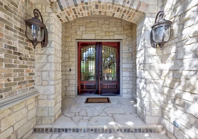 Photo 3 of Single family home for sale at 11009 Conchos Trl, Austin, TX 78726 | MLS# 7826272 | Listing updated on 2026-09-04