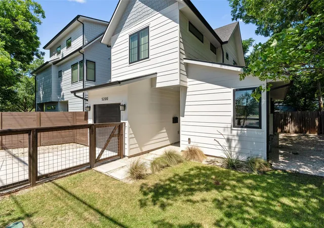 Photo 1 of Single family home for sale at 5200 Grover Ave, Austin, TX 78756 | MLS# 6747696 | Listing updated on 2026-09-03