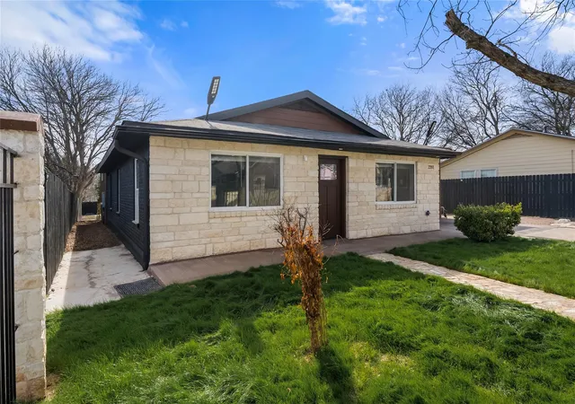 Photo 3 of Single family home for sale at 2201 Teri Rd, Austin, TX 78744 | MLS# 5976064 | Listing updated on 2026-10-02