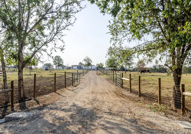 Photo 1 of Land for sale at 2015 Tx 21, Paige, TX 78659 | MLS# 7254052 | Listing updated on 2026-09-28