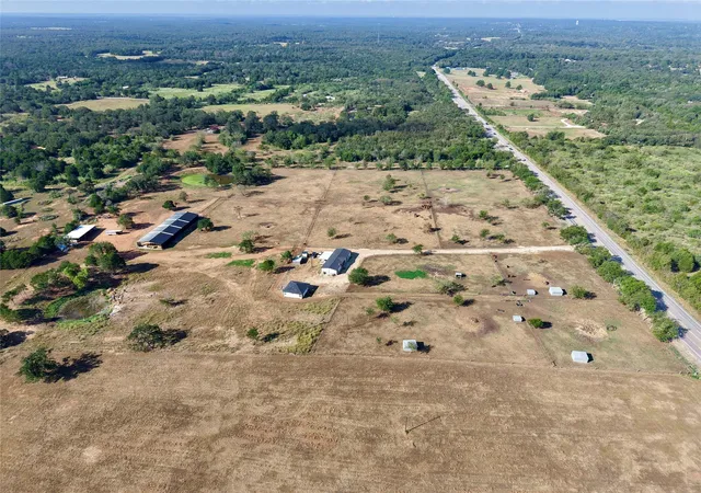 Photo 4 of House for sale at 2015 Tx 21, Paige, TX 78659 | MLS# 7254052 | Listing updated on 2026-10-08