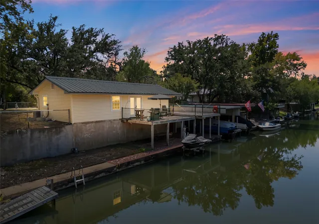 Photo 1 of Single family home for sale at 308 County Rd 136b, Kingsland, TX 78639 | MLS# 5073497 | Listing updated on 2026-09-02