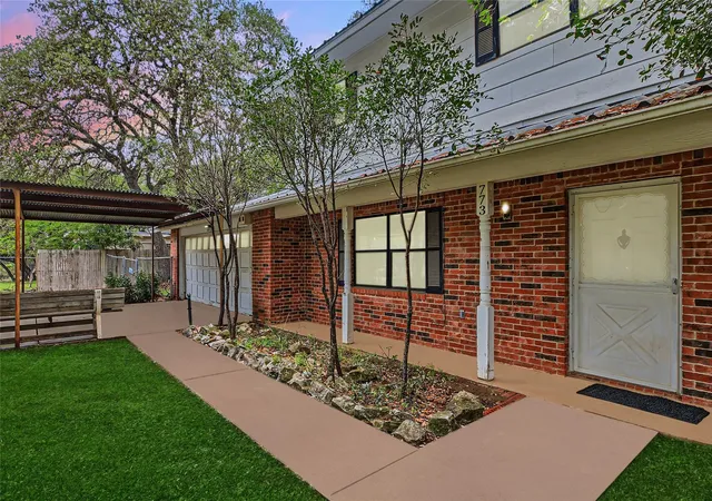 Photo 2 of Single family home for sale at 773 Lookout Dr, Canyon Lake, TX 78133 | MLS# 3715641 | Listing updated on 2026-09-03