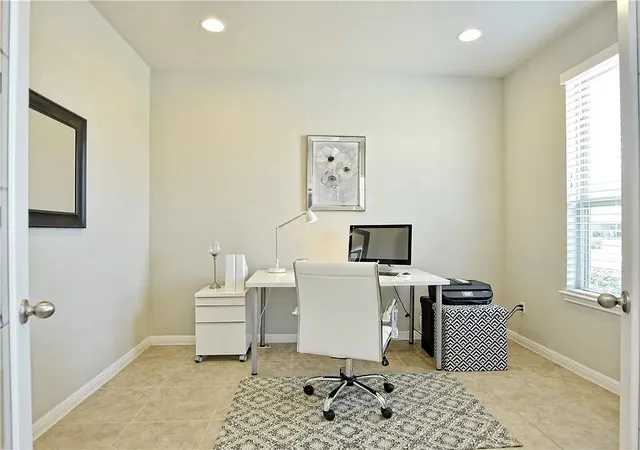 Photo 4 of Single family home for sale at 8117 Rosano St, Round Rock, TX 78665 | MLS# 8907166 | Listing updated on 2026-09-03