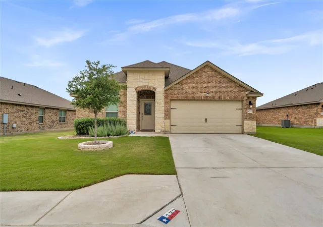 Photo 3 of Single family home for sale at 132 Cinnamon Loop, Burnet, TX 78611 | MLS# 7929240 | Listing updated on 2026-09-02