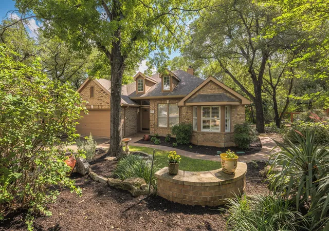 Photo 2 of Single family home for sale at 6411 Johanne Ct, Austin, TX 78750 | MLS# 8536656 | Listing updated on 2026-09-02