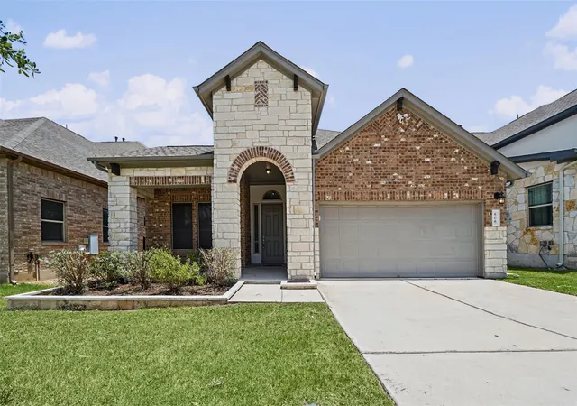 Photo 2 of Single family home for sale at 806 Clearwell St, Cedar Park, TX 78613 | MLS# 9866234 | Listing updated on 2026-09-06