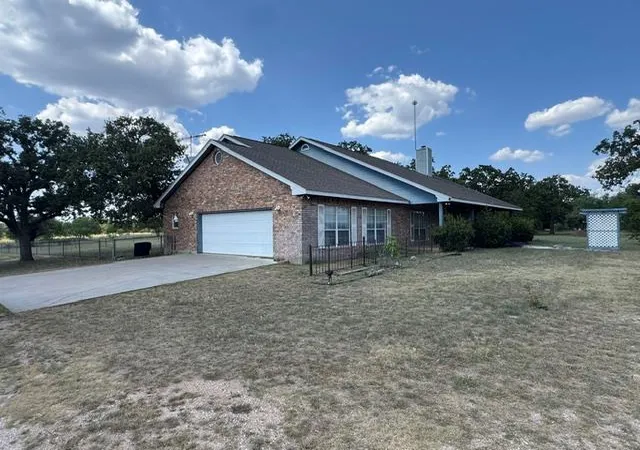 Photo 2 of Single family home for sale at 690 Ancient Oaks Dr, Marble Falls, TX 78654 | MLS# 4927383 | Listing updated on 2026-09-02