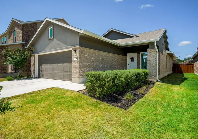 Photo 3 of Single family home for sale at 244 Grey Slate Ave, Marble Falls, TX 78654 | MLS# 1854307 | Listing updated on 2026-09-04