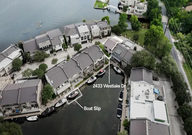Photo 2 of Condo for sale at 2433 Westlake Dr, Austin, TX 78746 | MLS# 1455294 | Listing updated on 2026-09-04