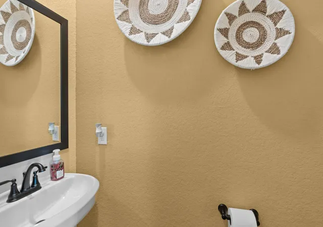 Photo 4 of Single family home for sale at 219 Flora Springs Cv, Liberty Hill, TX 78642 | MLS# 8298013 | Listing updated on 2026-09-03