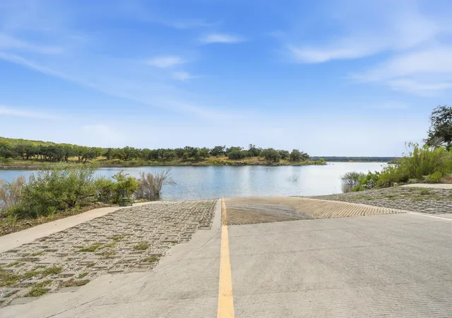 Photo 4 of Single family home for sale at 22601 Maidengrass Ln, Jonestown, TX 78645 | MLS# 2659877 | Listing updated on 2026-09-24