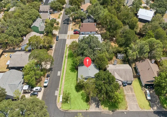 Photo 2 of Sale Pending at 7701 Wakefield Dr, Austin, TX 78749 | MLS# 4508213 | Listing updated on 2026-09-07
